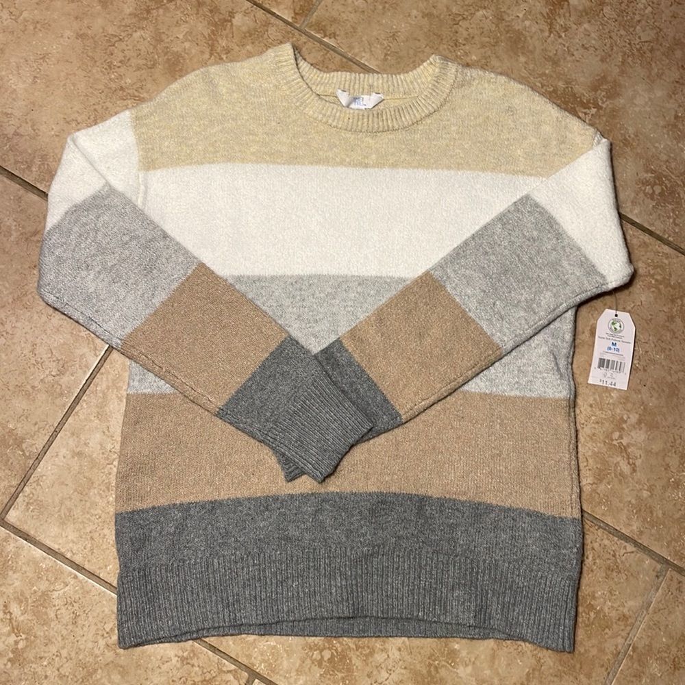 Brand new Super soft pullover sweater